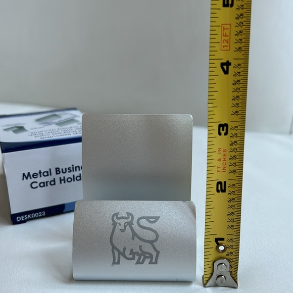 Merrill Bull Logo Metal Business Card Holder - Picture 5 of 6